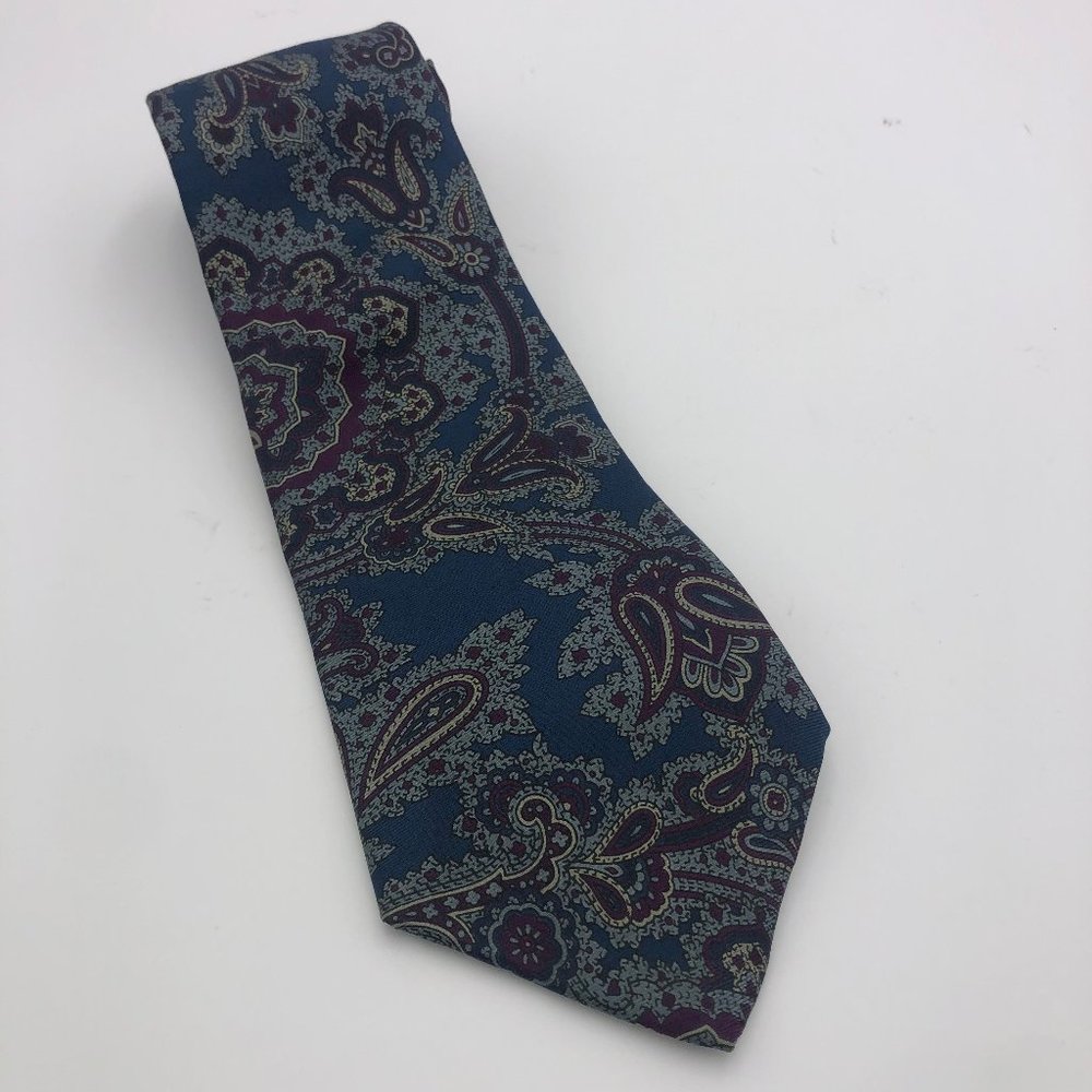 Vintage Johnny Carson Tie, Standard Length with 3.5" Blade